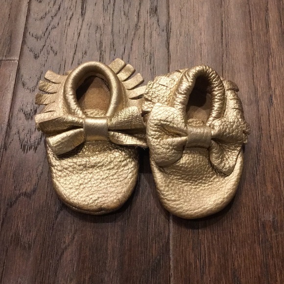 Other - 🚫SOLD🚫 Gold Leather Bow Moccasins
